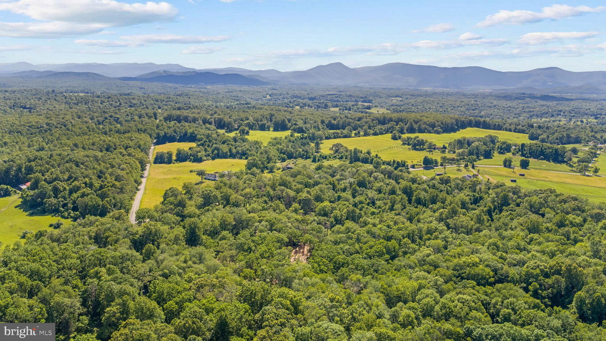 Crest Hill Road Hume, VA 22639 - Photo 15 of 18