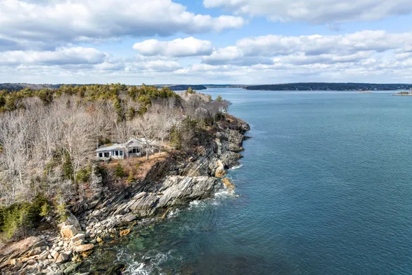 $3,200,000 | 137 Miles Road, South Bristol, ME 04568