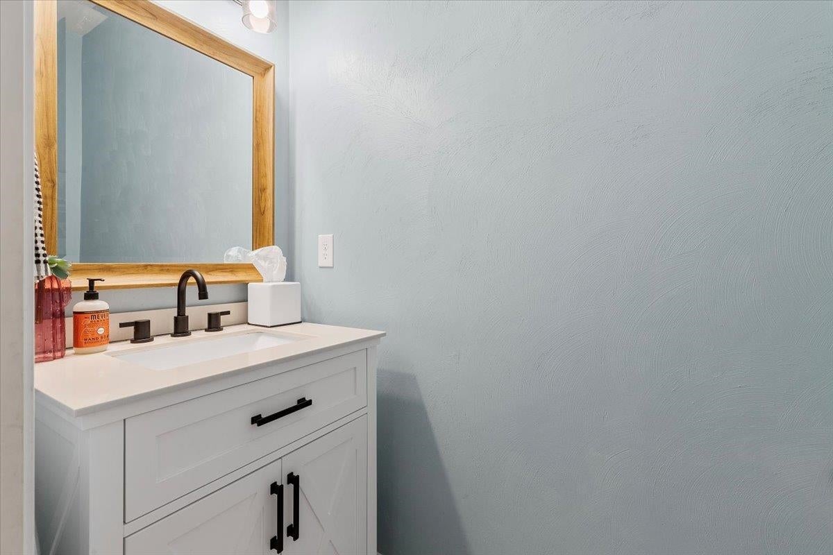 1060 Green Ridge Road Christiansburg, VA 24073 - Photo 17 of 41 Gallery Image 17