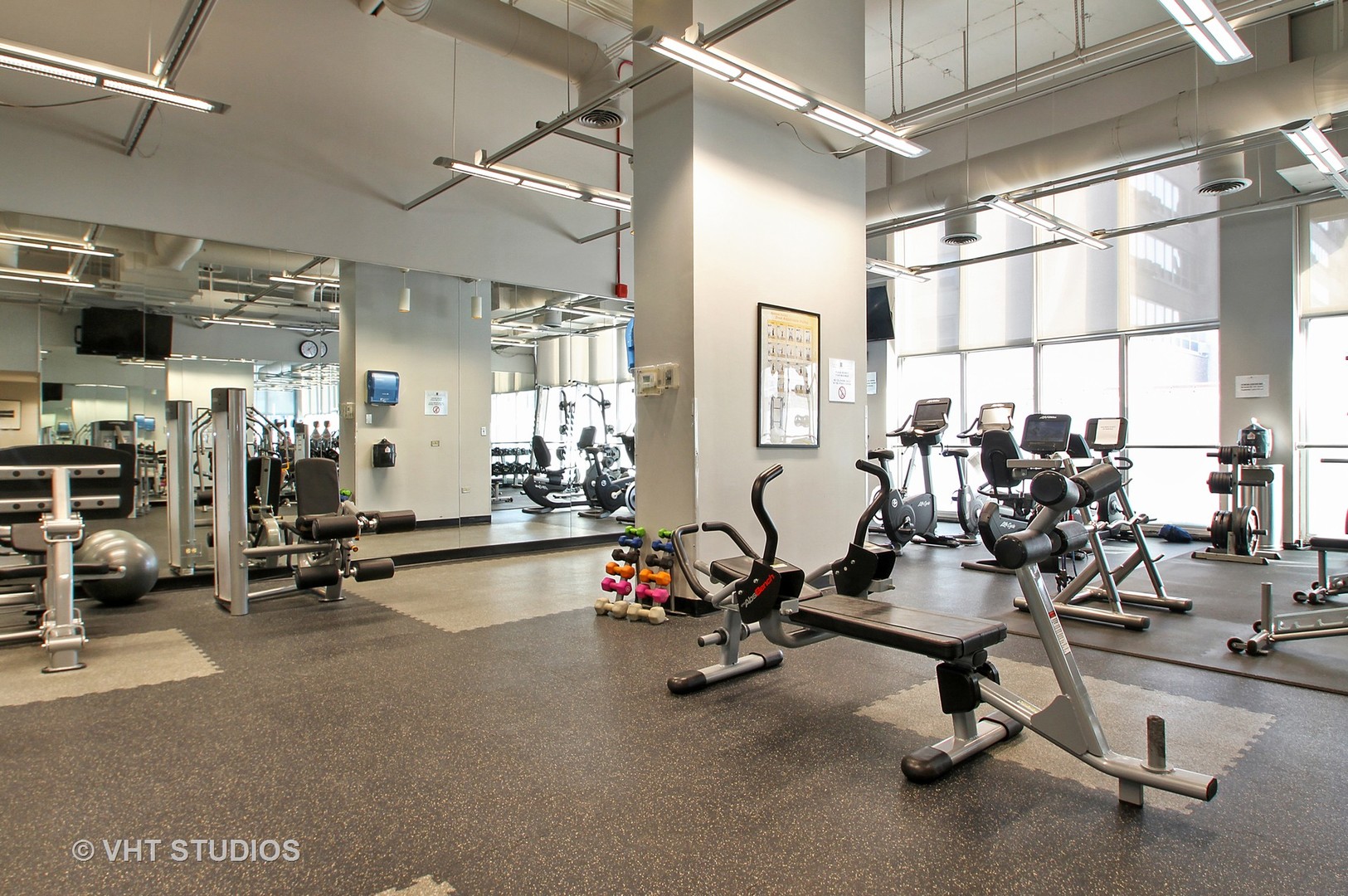655 West Irving Park Road, Unit 310 Chicago, IL 60613 - Photo 11 of 18
