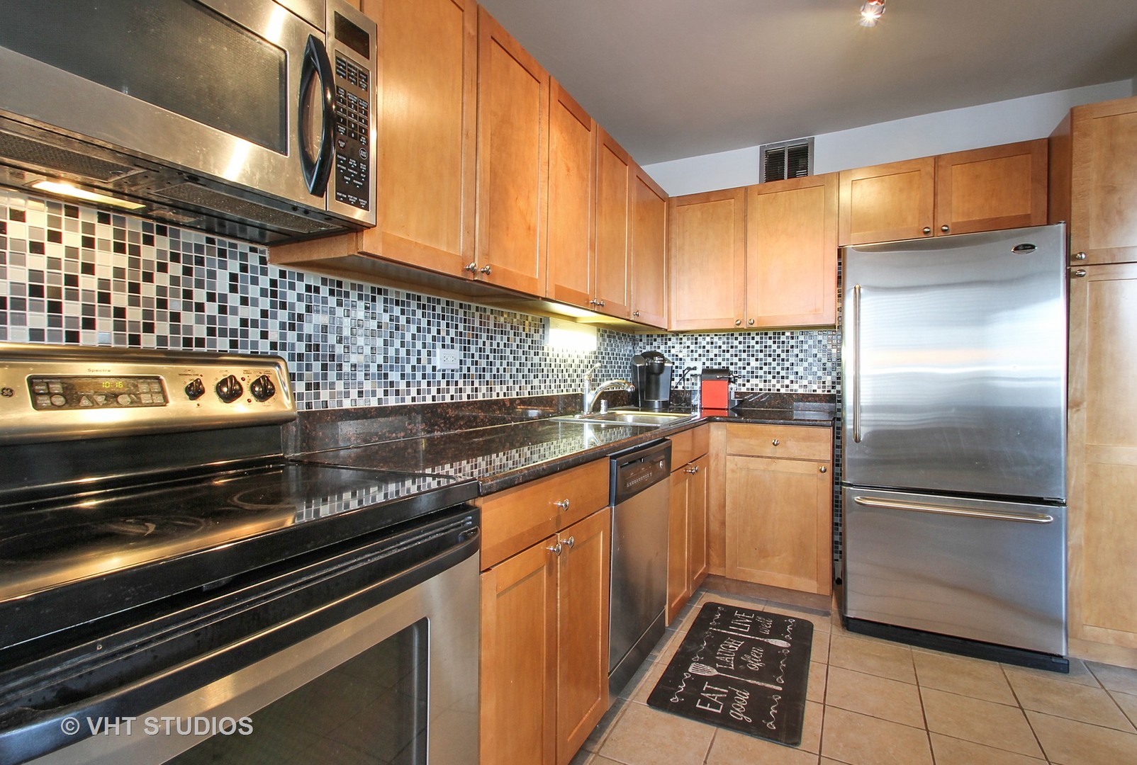 655 West Irving Park Road, Unit 310 Chicago, IL 60613 - Photo 3 of 18