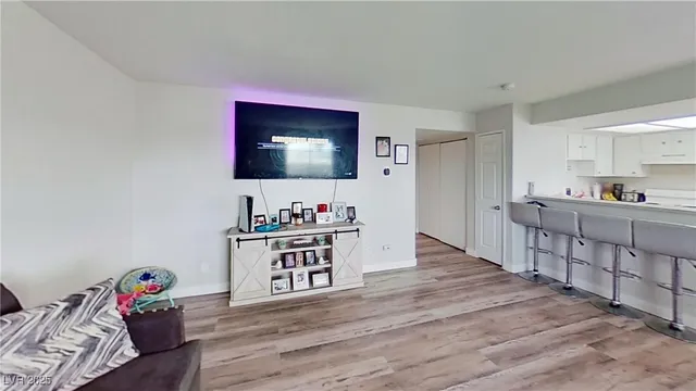 $830,000 | 2201 James Bilbray Drive, Las Vegas, NV 89108