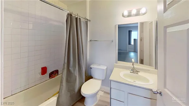 $830,000 | 2201 James Bilbray Drive, Las Vegas, NV 89108