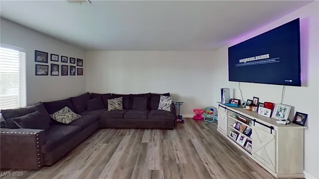 $830,000 | 2201 James Bilbray Drive, Las Vegas, NV 89108