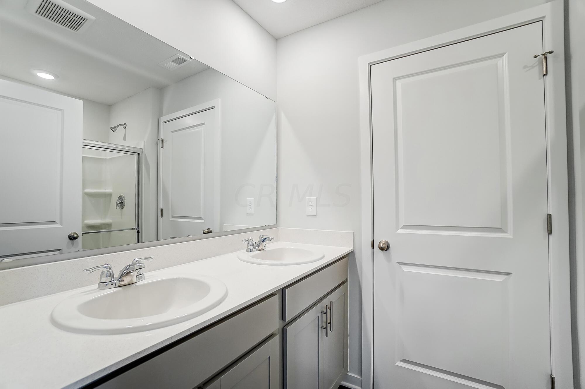 6378 Ripken Street Columbus, OH 43228 - Photo 28 of 51 028