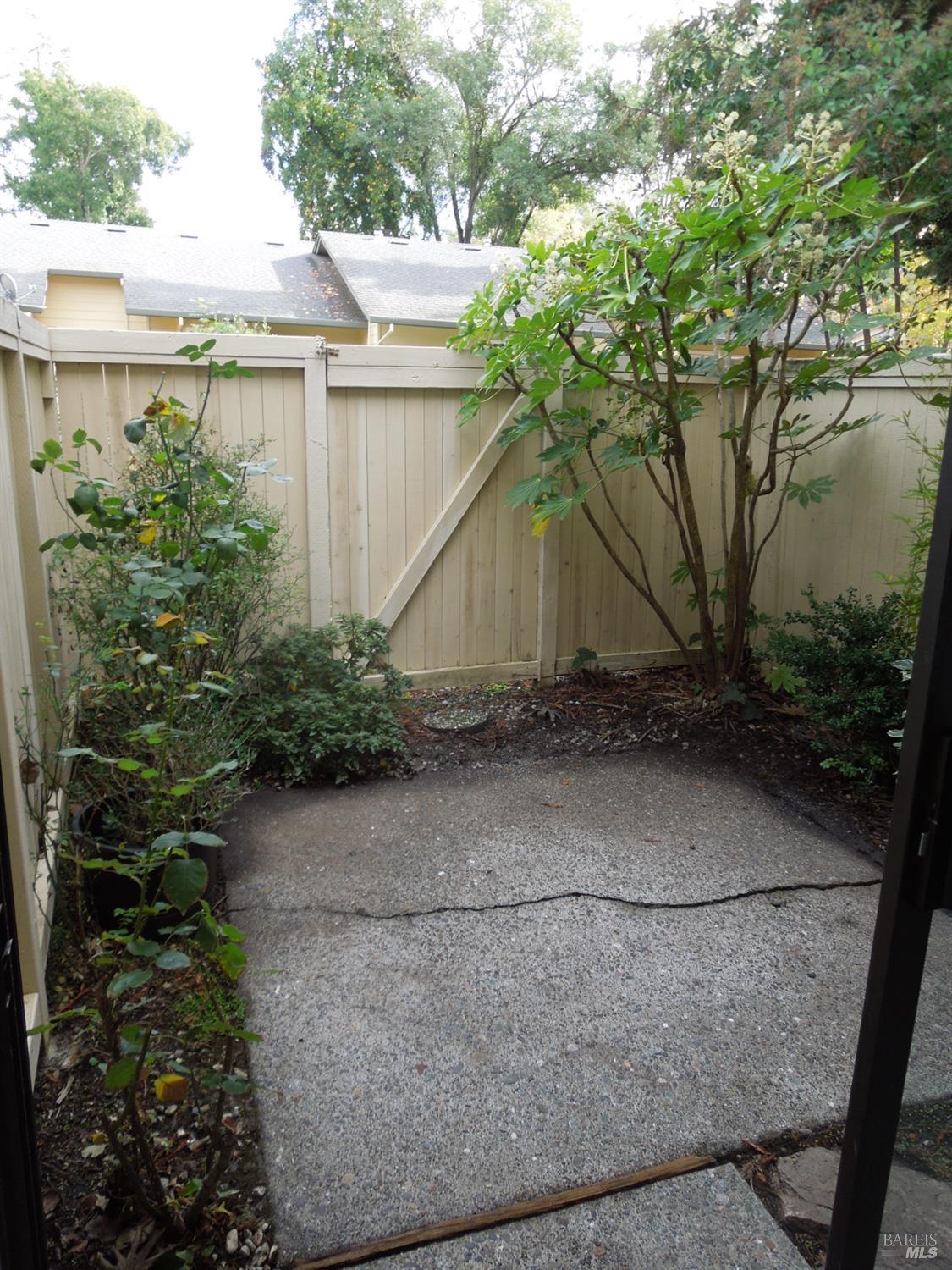 2802 Woodlake Drive Santa Rosa, CA 95405 - Photo 16 of 19 a view of backyard with green space