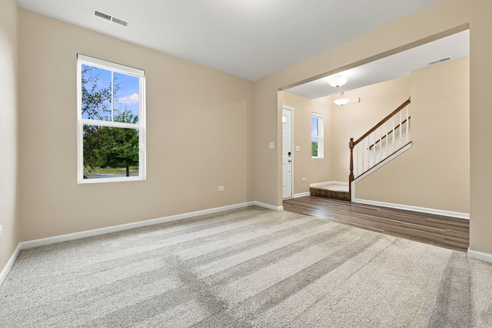 4134 Irving Road Aurora, IL 60504 - Photo 6 of 25 Gallery Image 6
