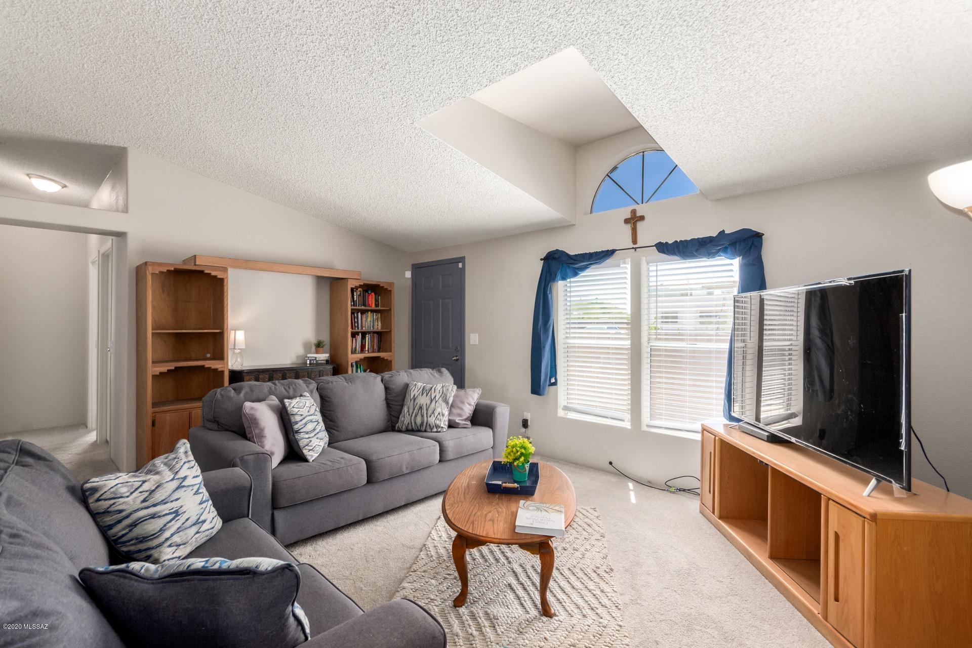 2752 West Roadrunner Road Tucson, AZ 85746 - Photo 8 of 26 Gallery Image 8