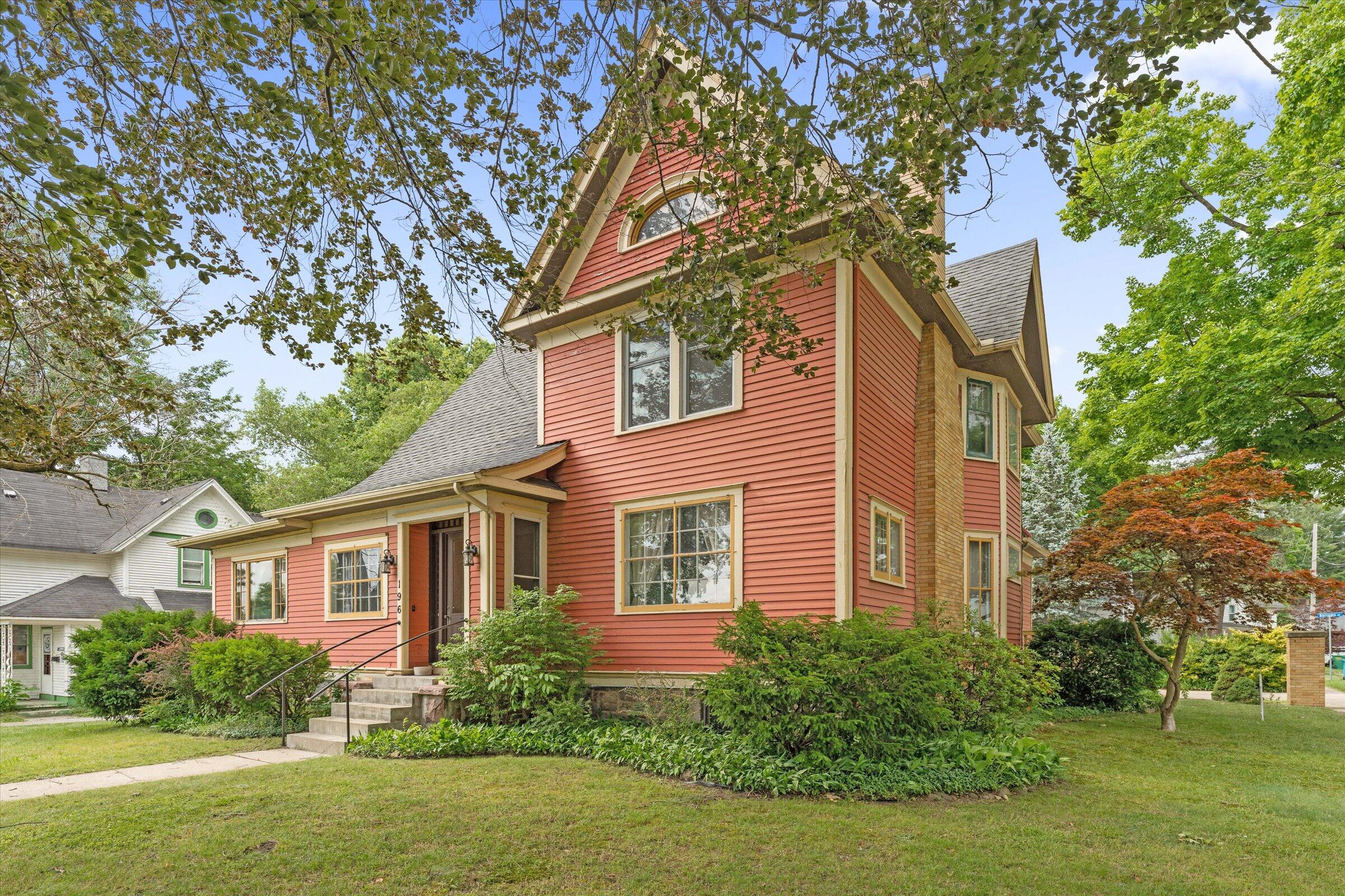 196 East Michigan Avenue Three Rivers, MI 49093 - Photo 1 of 58 02-DSC09135