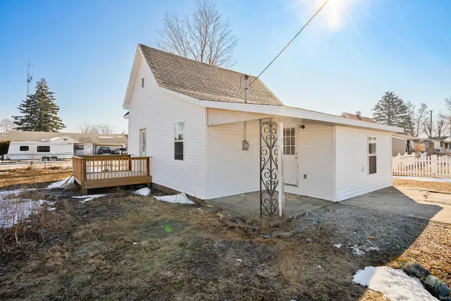 $169,900 | 512 North 13th Street, Elwood, IN 46036