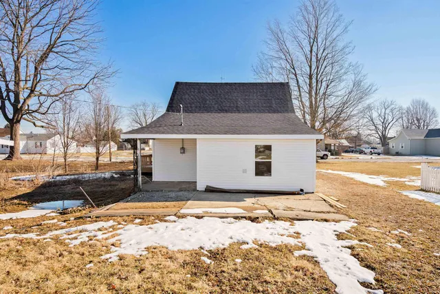 $169,900 | 512 North 13th Street, Elwood, IN 46036