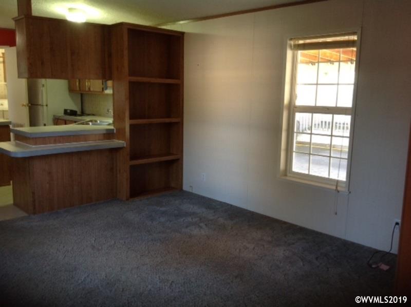 5554 Sunnyview Road Northeast, Unit 48 Salem, OR 97305 - Photo 5 of 35 Gallery Image 5