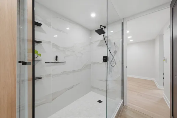 $869,900 | 2721 North Western Avenue, Chicago, IL 60647