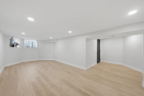 $869,900 | 2721 North Western Avenue, Chicago, IL 60647