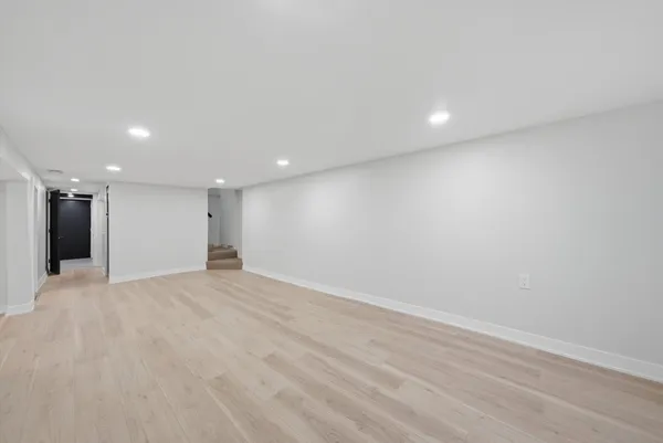 $869,900 | 2721 North Western Avenue, Chicago, IL 60647