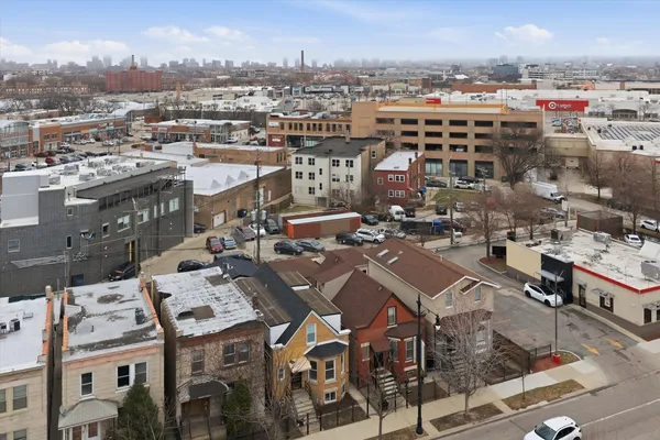 $869,900 | 2721 North Western Avenue, Chicago, IL 60647