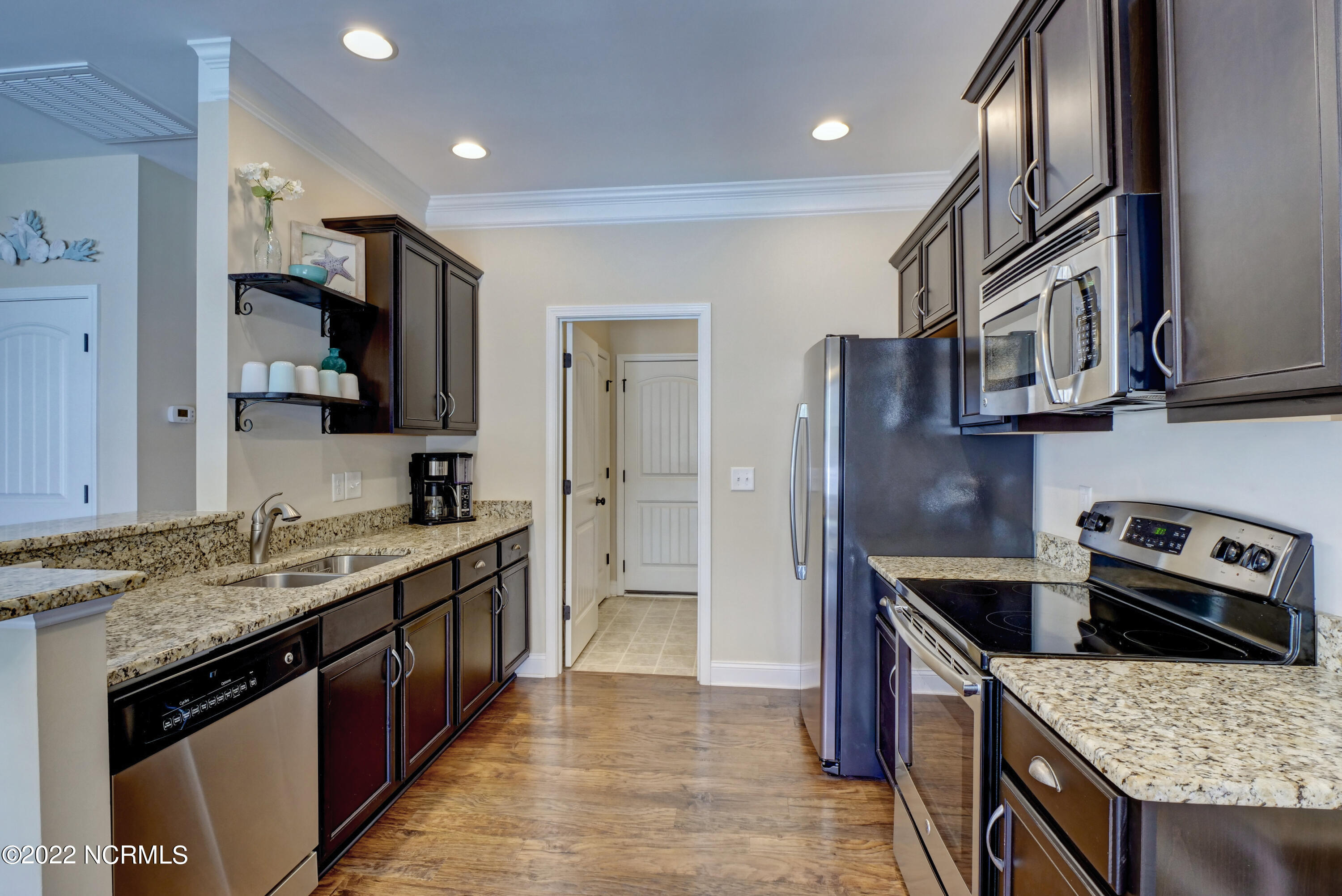 102 Bungalow Road Holly Ridge, NC 28445 - Photo 10 of 34 010_p8011013_4_5_6_7_8_9