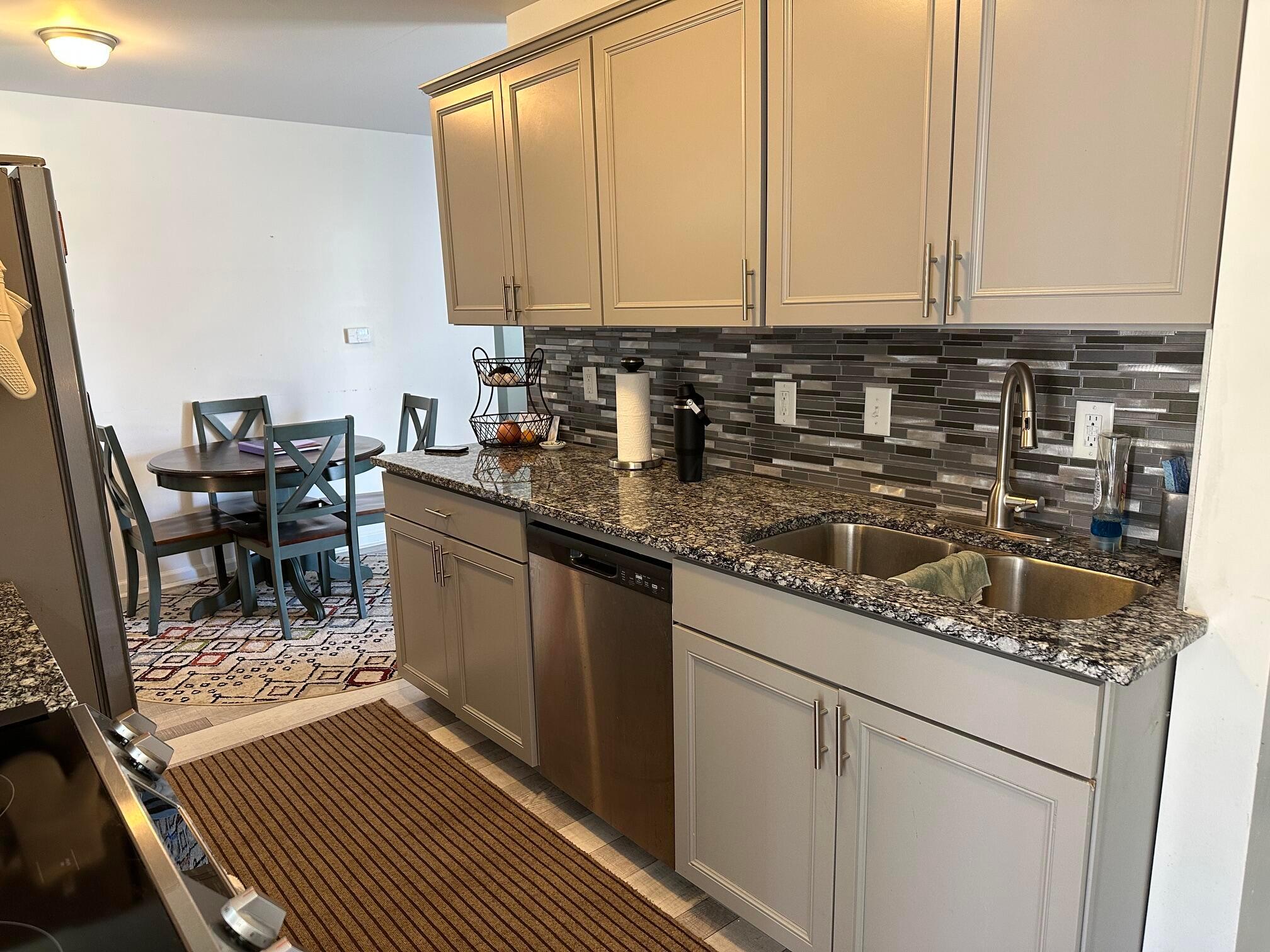 2960 Schwartz Road Columbus, OH 43232 - Photo 19 of 55 KITCHEN
