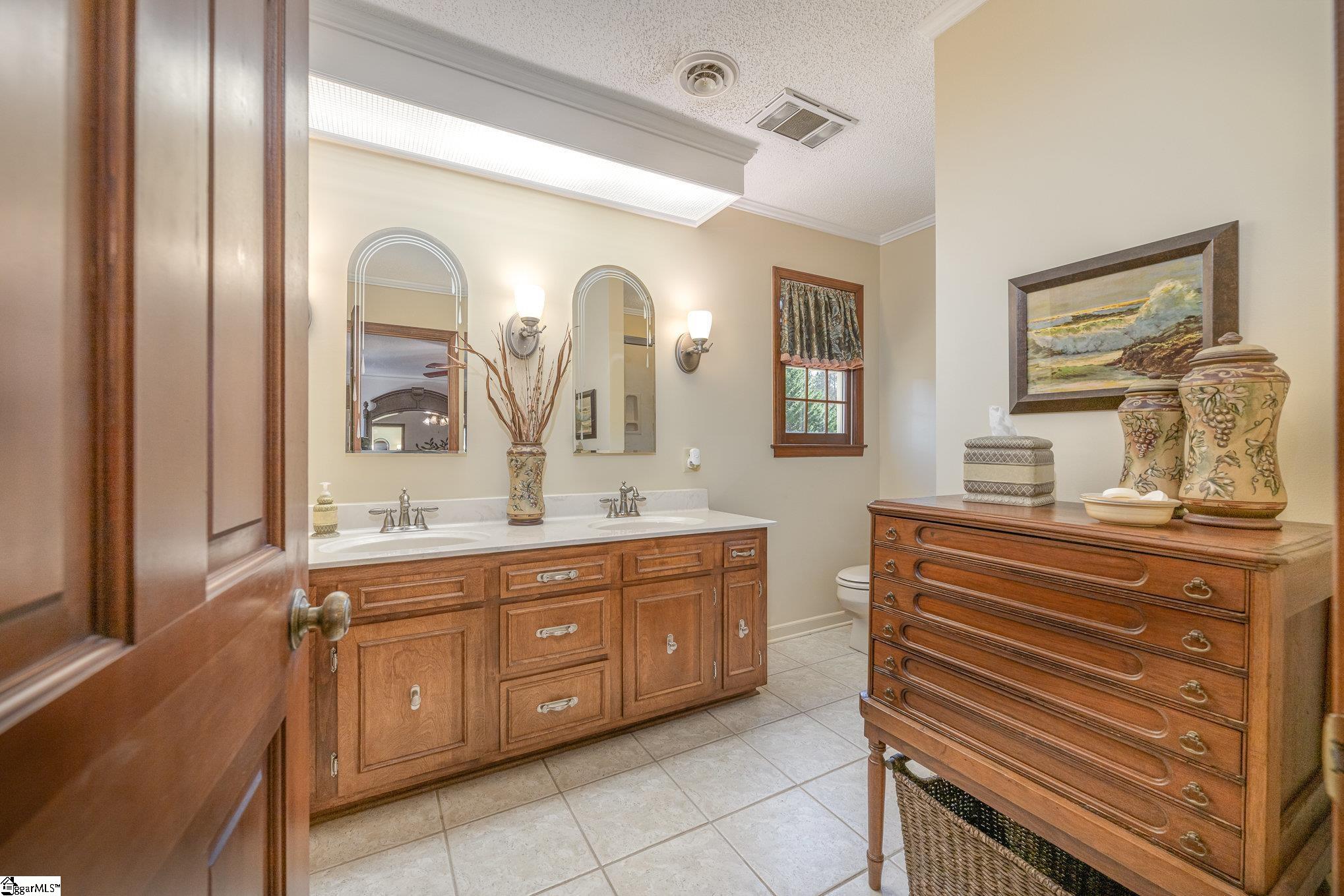 307 Sitton Road Easley, SC 29642 - Photo 16 of 29