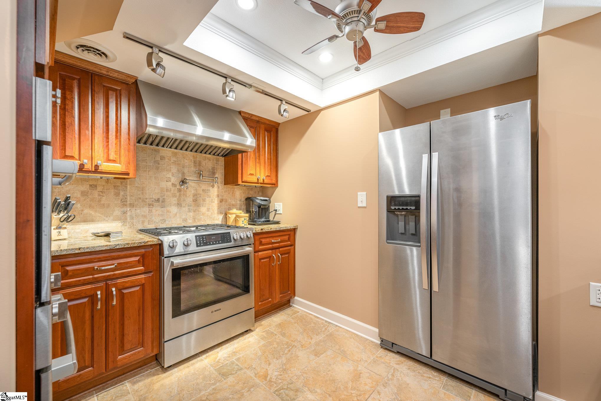 307 Sitton Road Easley, SC 29642 - Photo 8 of 29 Entertainment Kitchen - Basement