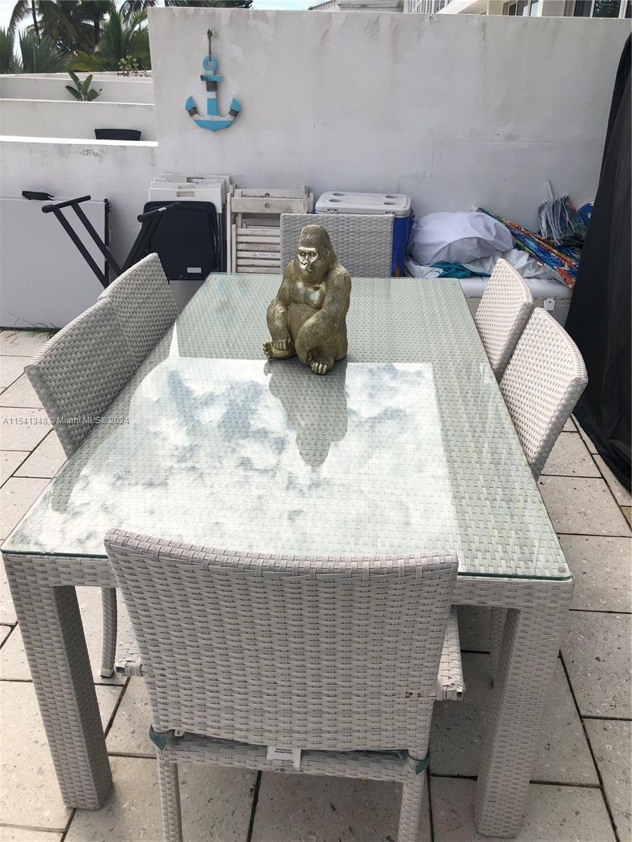 5445 Collins Avenue, Unit TH2 Miami Beach, FL 33140 - Photo 10 of 11