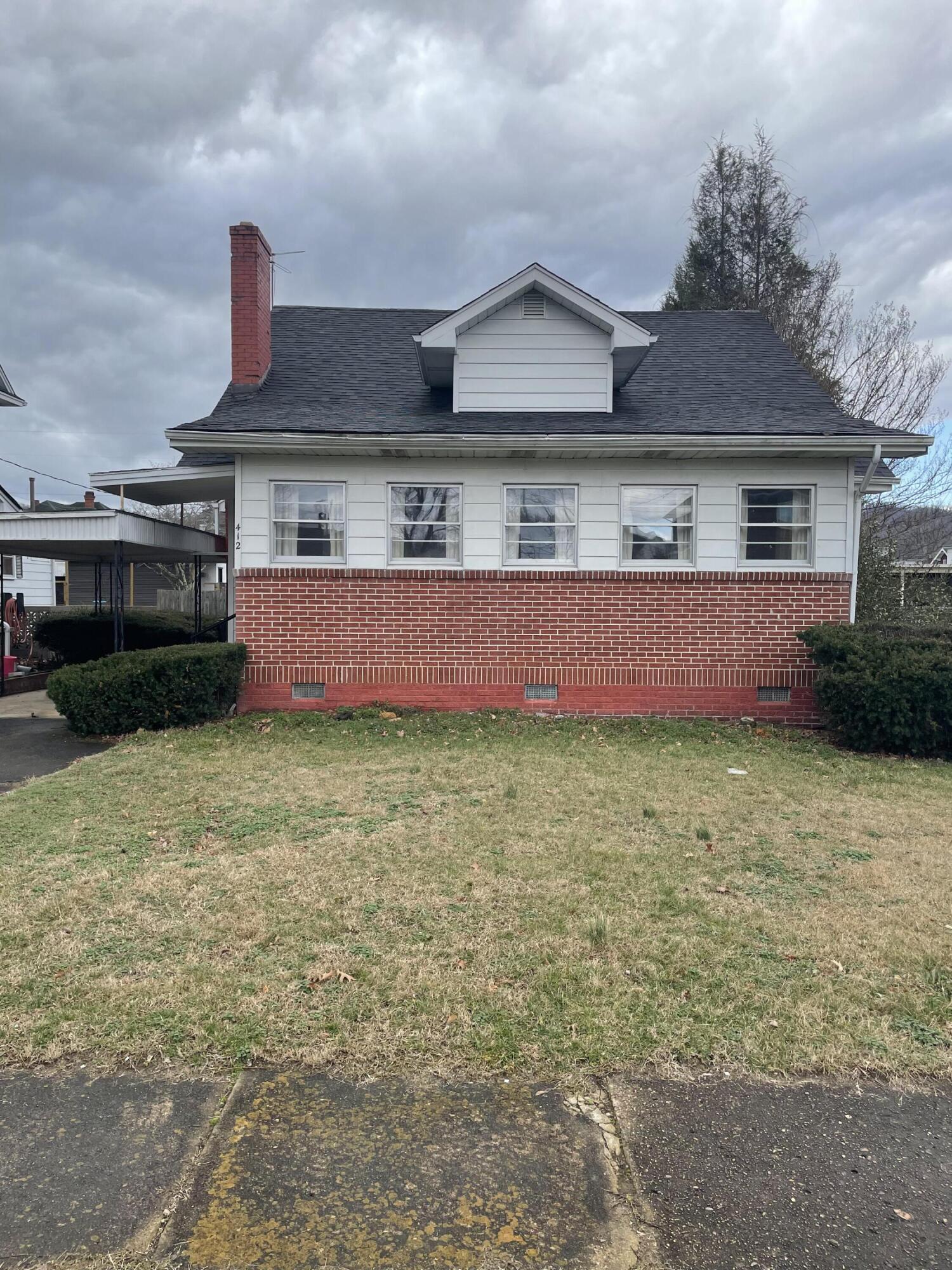 412 Union Street Erwin, TN 37650 - Photo 1 of 1 141AFC0D-8F1E-4F8D-BB3D-9556AA7D1798