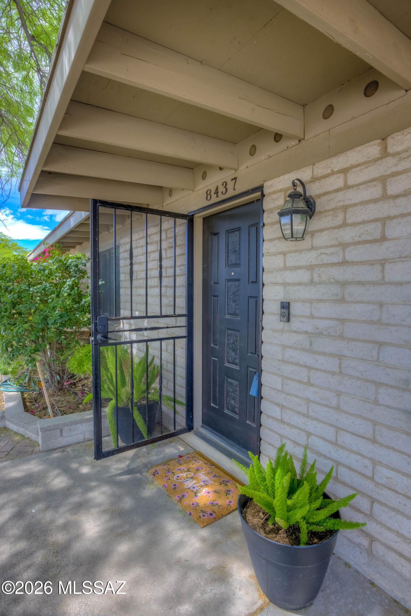 8437 East Rolling Ridge Street Tucson, AZ 85710 - Photo 5 of 33
