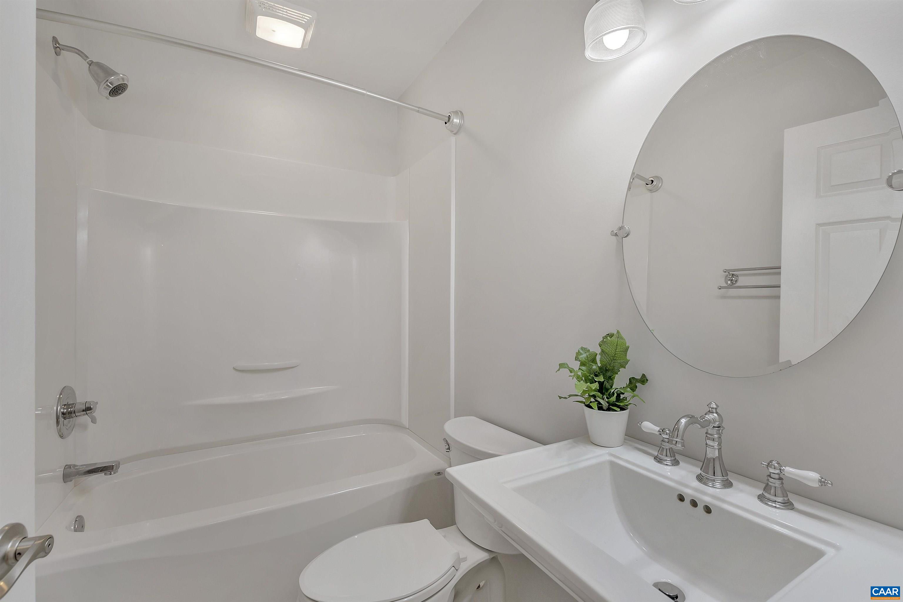 936 Rives Street Charlottesville, VA 22902 - Photo 15 of 27 Gallery Image 15