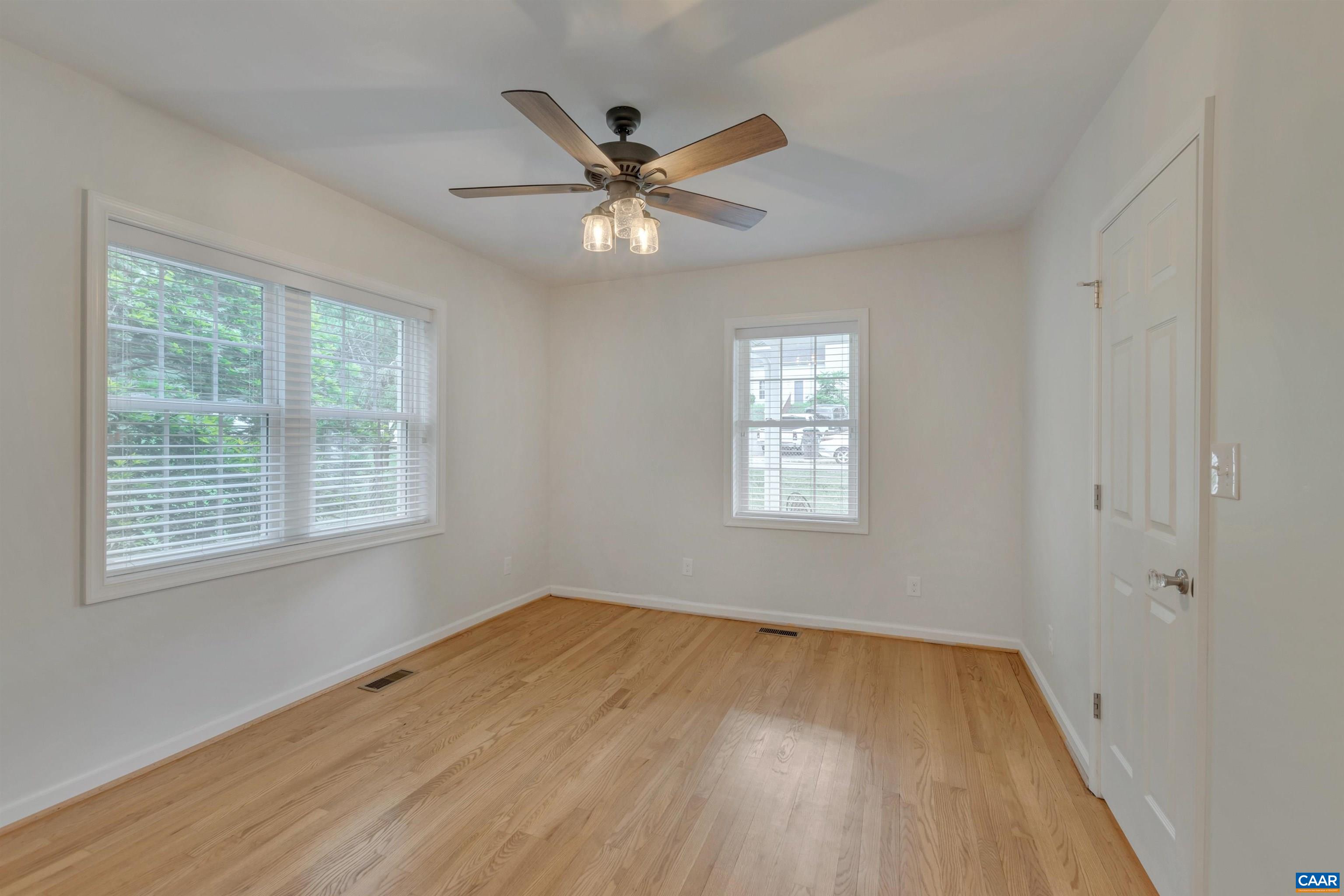 936 Rives Street Charlottesville, VA 22902 - Photo 17 of 27 Gallery Image 17