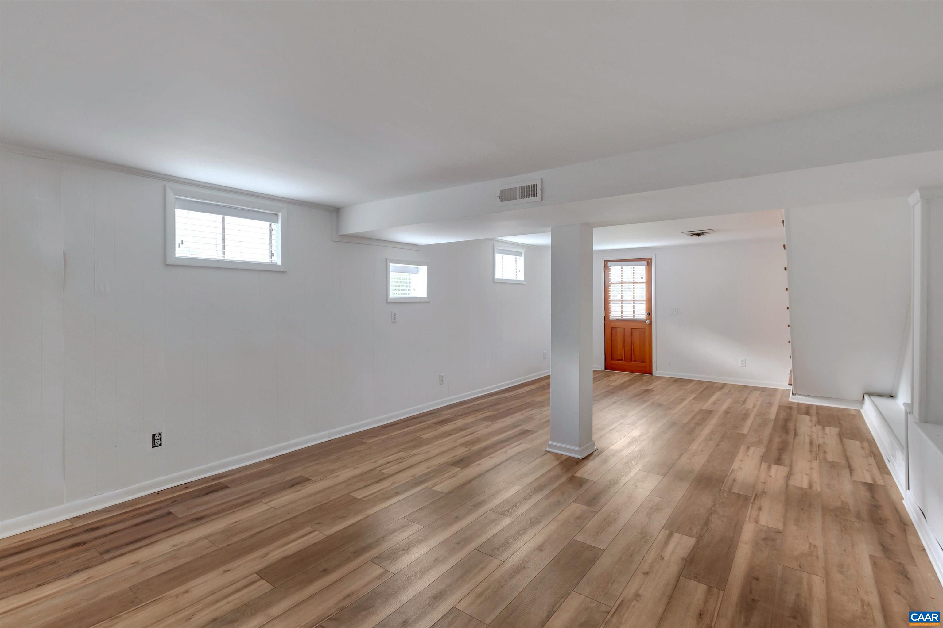 936 Rives Street Charlottesville, VA 22902 - Photo 19 of 27 Gallery Image 19