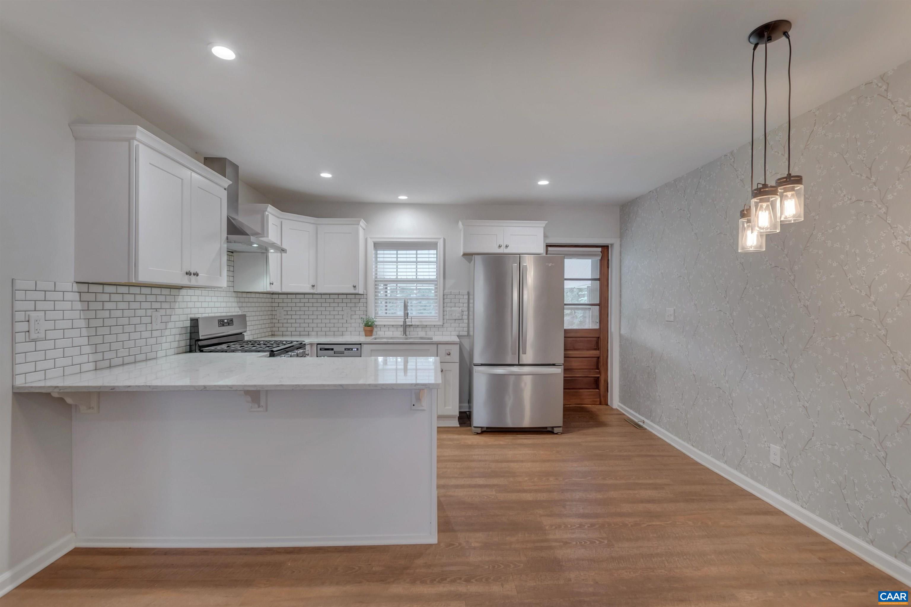 936 Rives Street Charlottesville, VA 22902 - Photo 6 of 27 Gallery Image 6