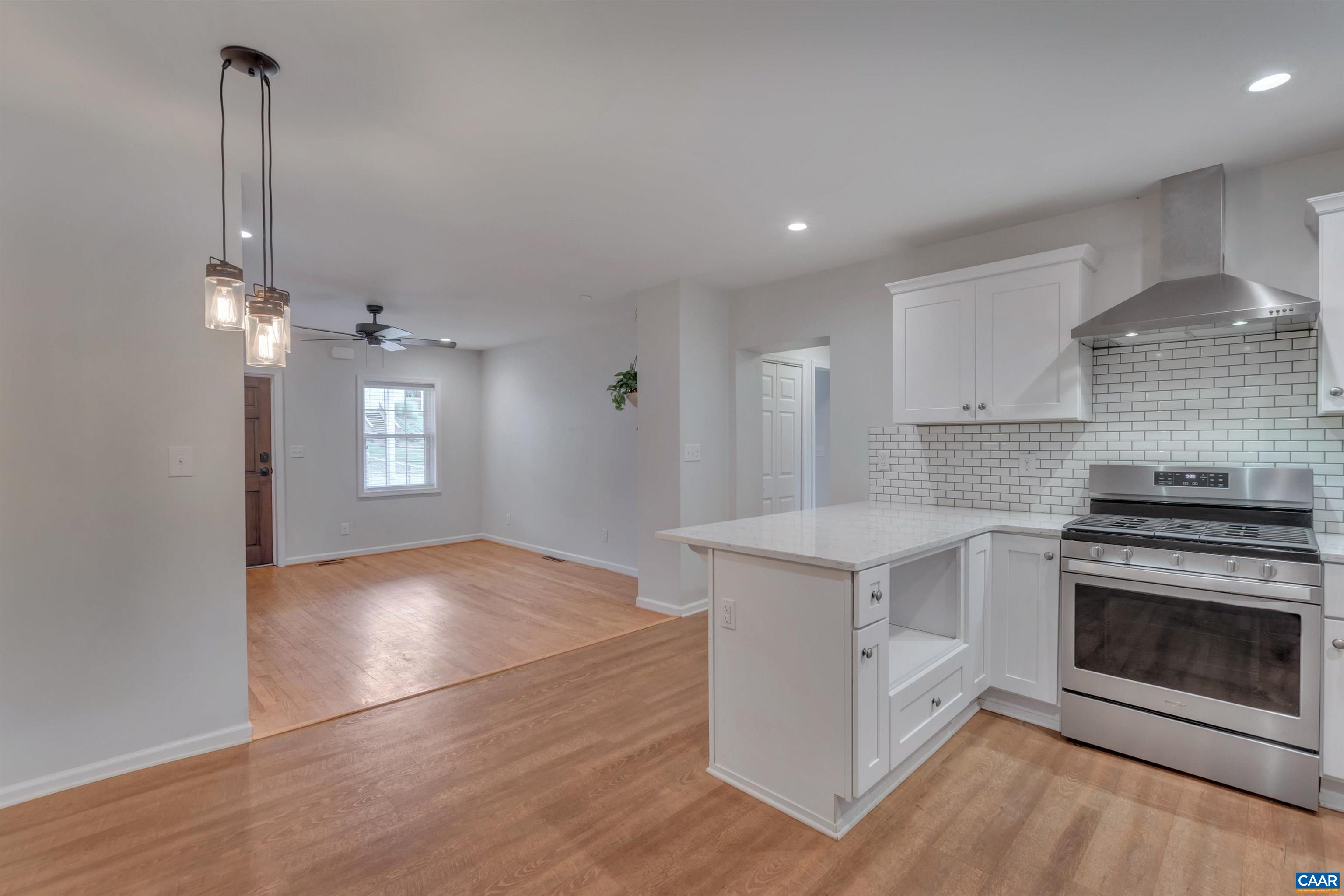 936 Rives Street Charlottesville, VA 22902 - Photo 7 of 27 Gallery Image 7