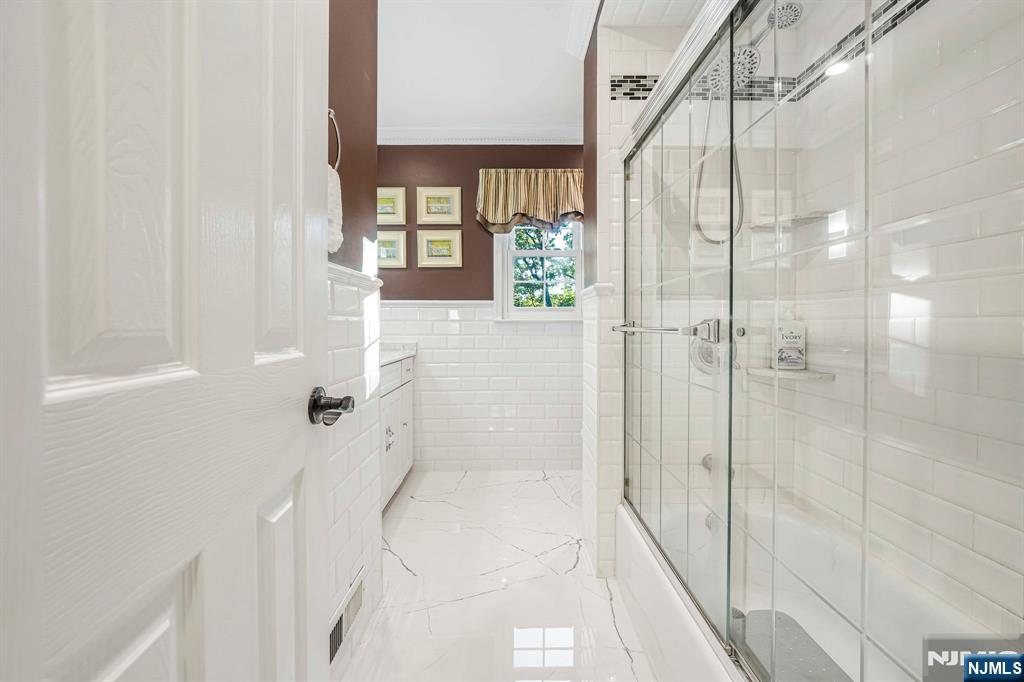 3 Faber Place Nutley, NJ 07110 - Photo 16 of 31