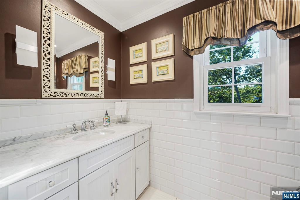 3 Faber Place Nutley, NJ 07110 - Photo 17 of 31