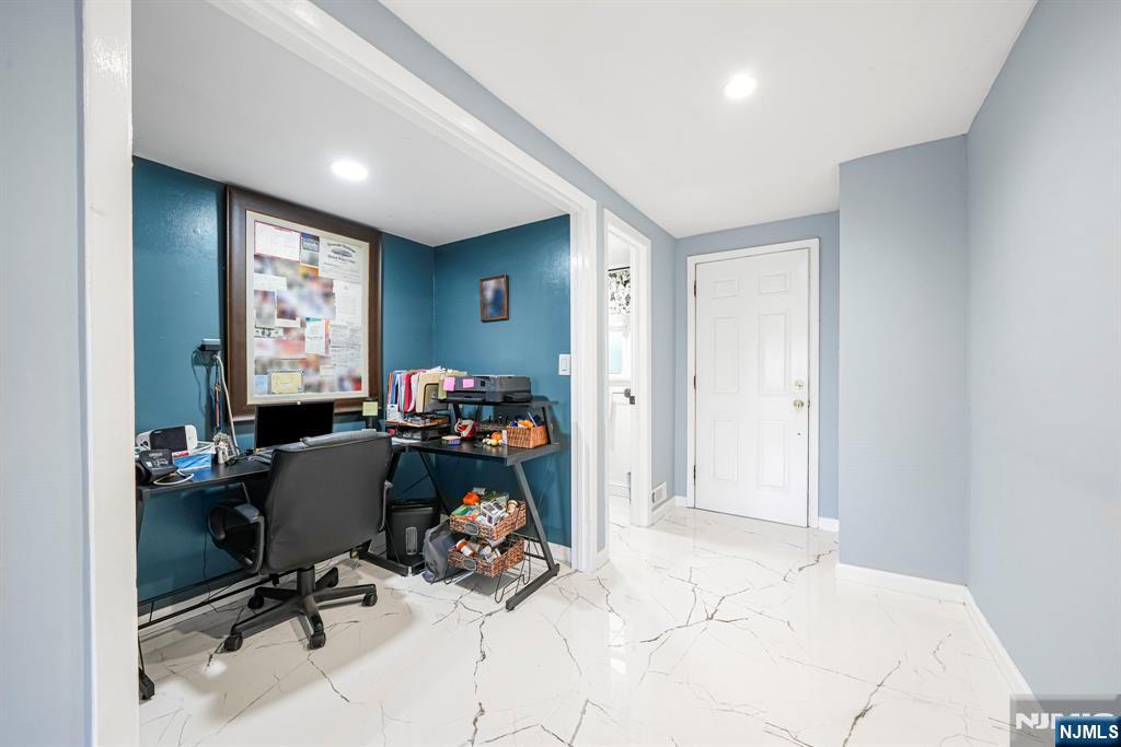 3 Faber Place Nutley, NJ 07110 - Photo 5 of 31