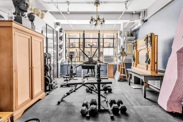 $2,500,000 | 335 West 38th Street, Unit 11 | Hudson Yards