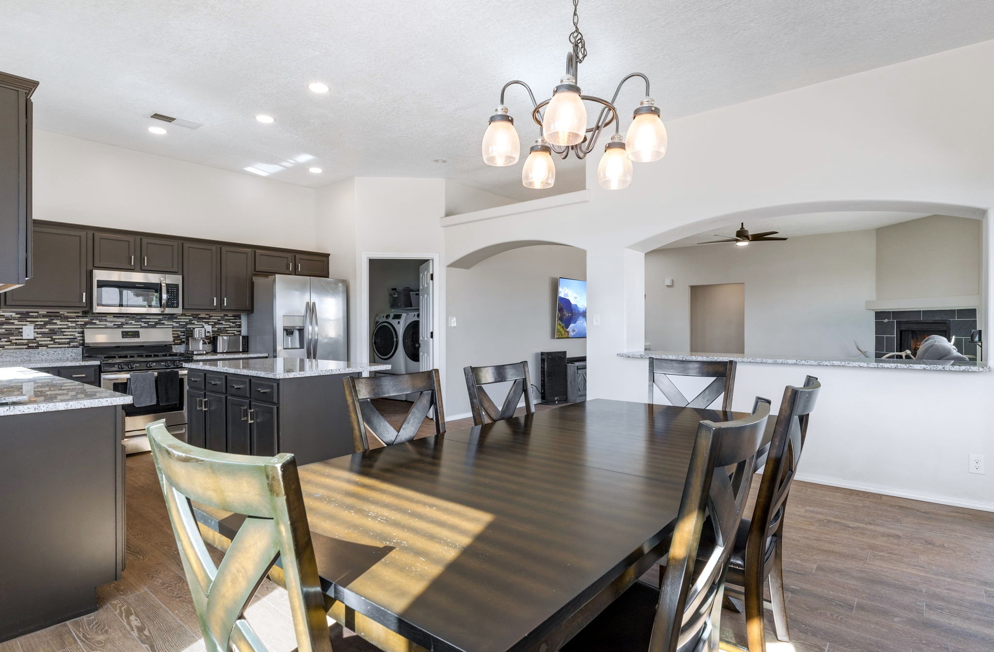 200 Aldaba Circle Northeast Rio Rancho, NM 87124 - Photo 9 of 39