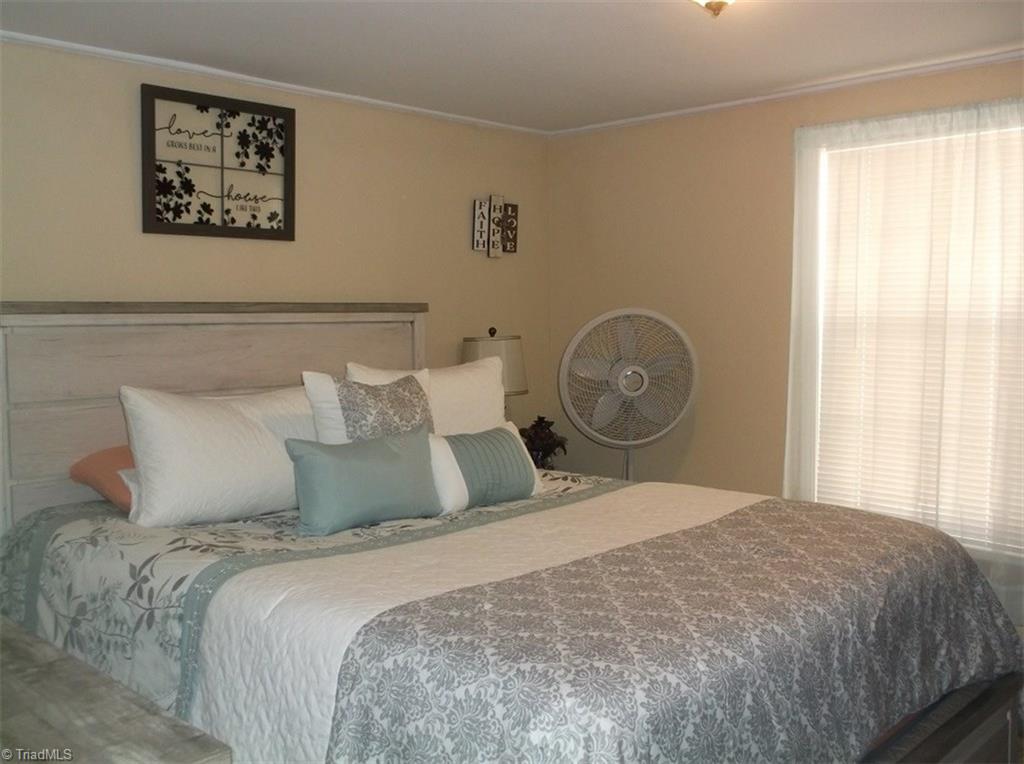 2911 Wagon Wheel Road Reidsville, NC 27320 - Photo 9 of 15 Gallery Image 9