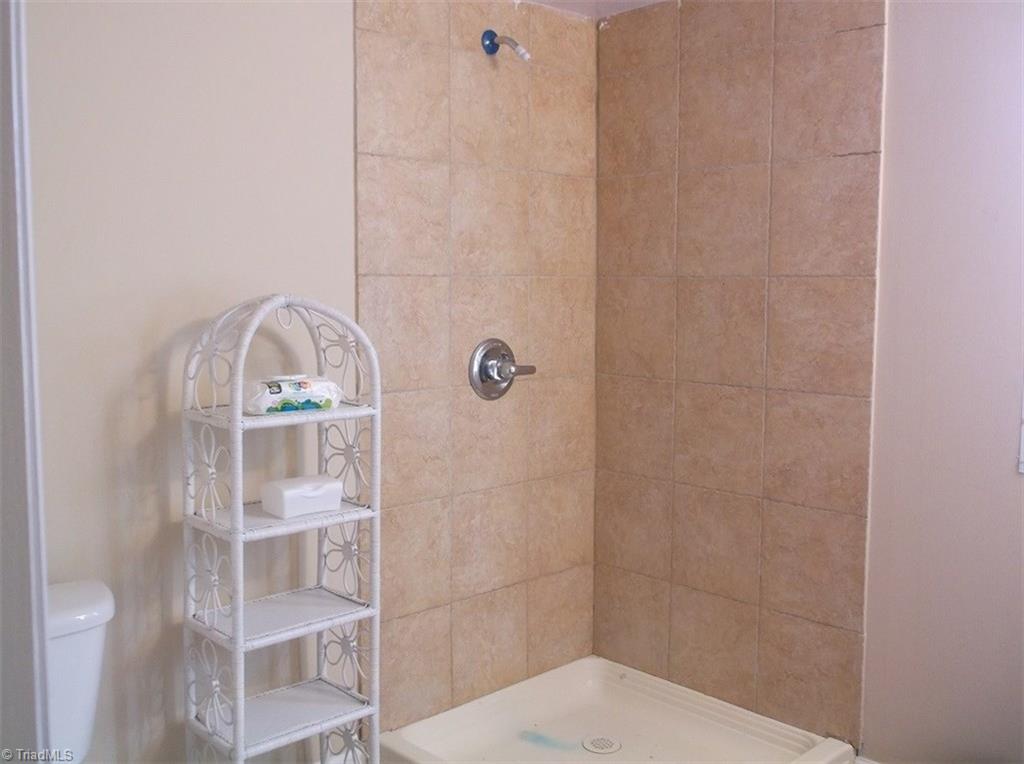 2911 Wagon Wheel Road Reidsville, NC 27320 - Photo 10 of 15 Gallery Image 10