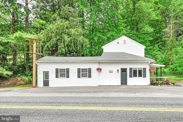 $235,000 | 366 Valley Street, New Philadelphia, PA 17959