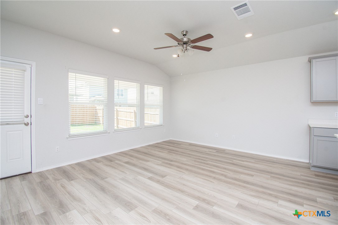 10009 Avendesora Road Killeen, TX 76542 - Photo 6 of 24