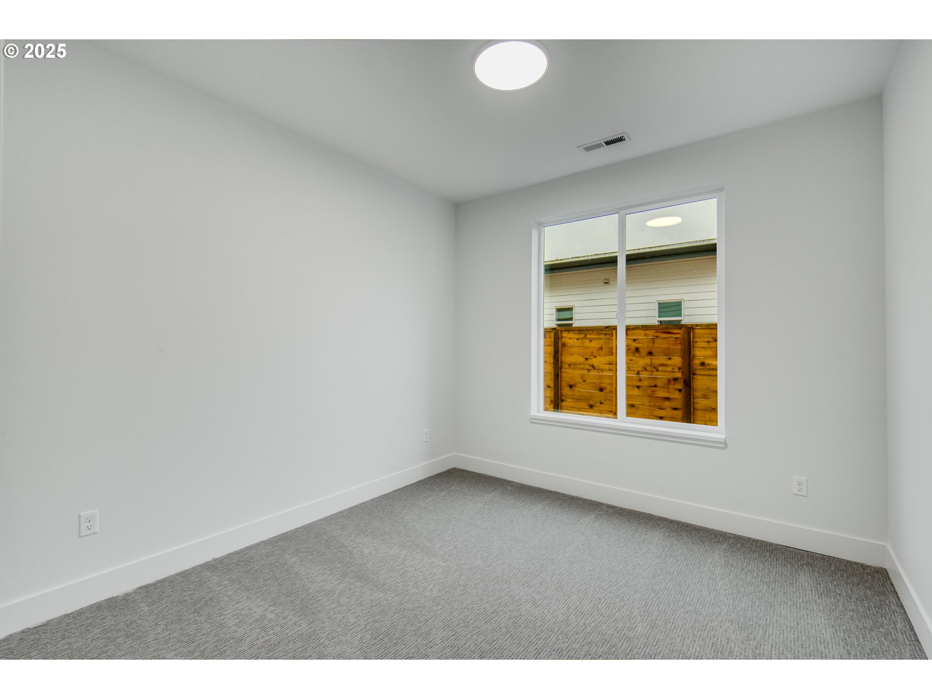 9650 Southwest 4th Avenue Portland, OR 97219 - Photo 25 of 33 Gallery Image 25
