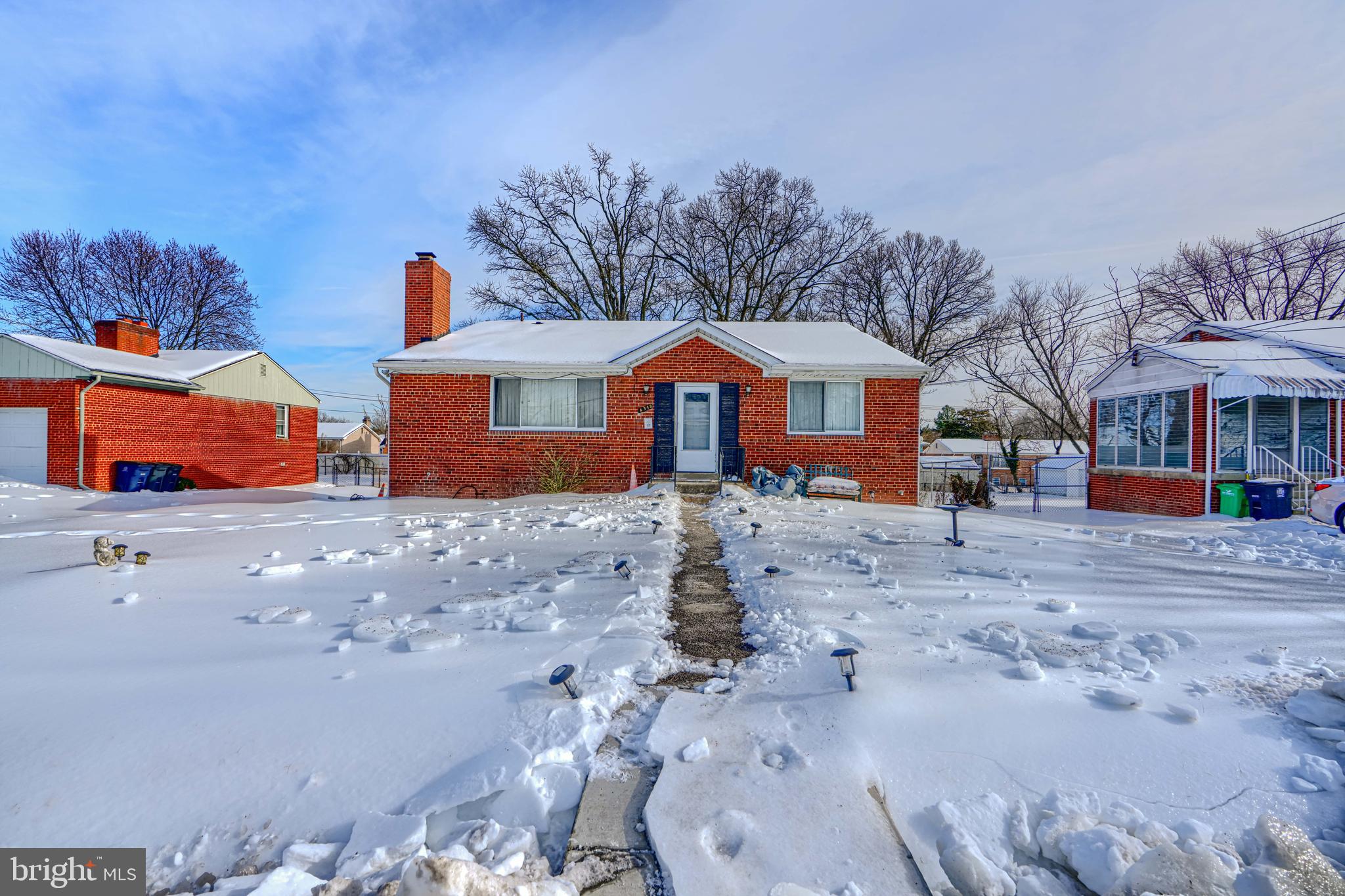 4318 Sheldon Avenue Temple Hills, MD 20748 - Photo 2 of 38