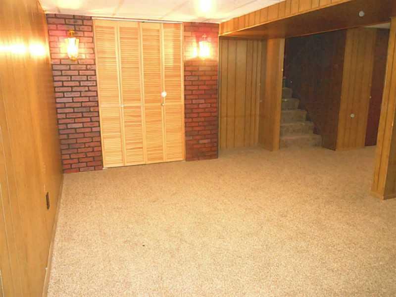 119 Fosterville Road Greensburg, PA 15601 - Photo 13 of 18 Family Room. Another view of the spacious family room
