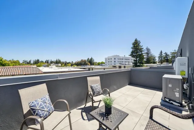 $1,550,000 | 1433 Floribunda Avenue, Unit 2, Burlingame, CA 94010