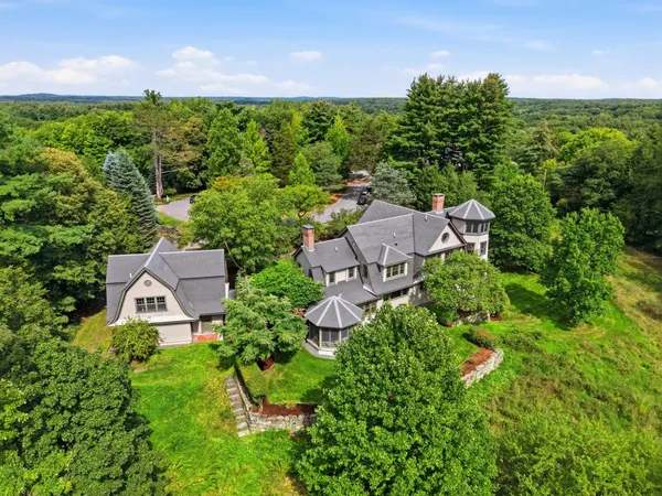 $5,595,000 | 49 Willard Common, Concord, MA 01742