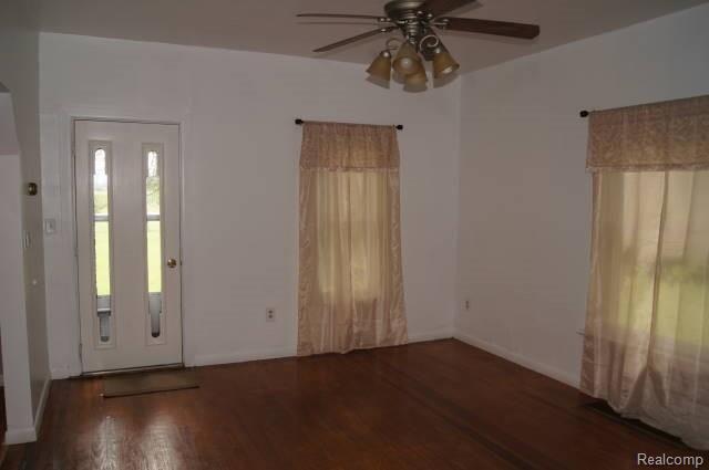 6397 North Branch Road North Branch, MI 48461 - Photo 14 of 44 DSC02102.JPG