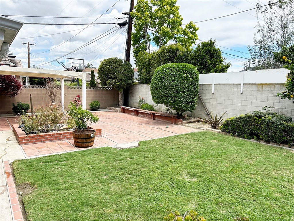 11582 Foster Road Los Alamitos, CA 90720 - Photo 25 of 26