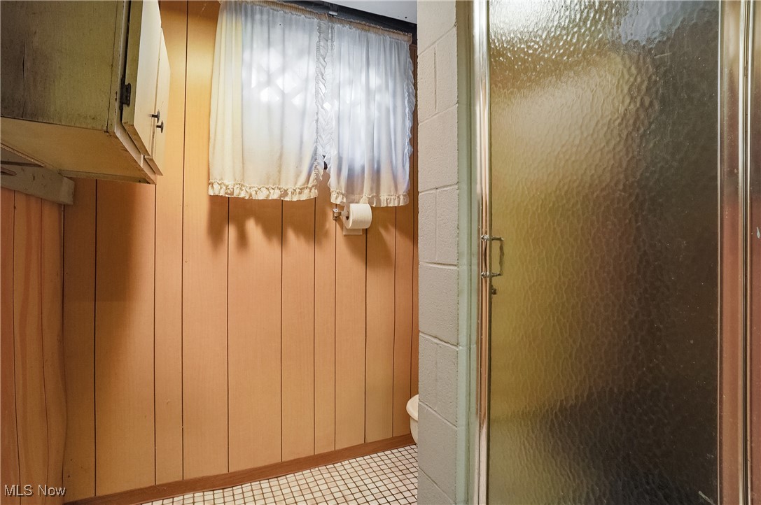 1721 Lincoln Way West Massillon, OH 44647 - Photo 21 of 37 Bathroom in the basemnet