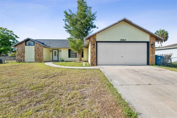 $2,300 | 1866 Delki Street Northwest, Palm Bay, FL 32907